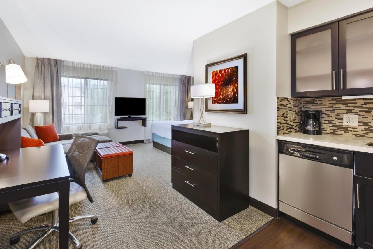 Staybridge Suites Detroit-Utica By Ihg Exterior foto